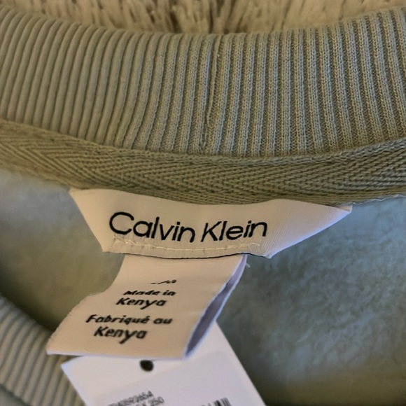 Calvin Klein *NWT* Sweater in Large Desert Sage - Picture 4 of 10